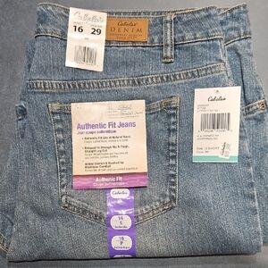 Cabela's Authentic Fit Women's Light Blue Straight Leg Jeans